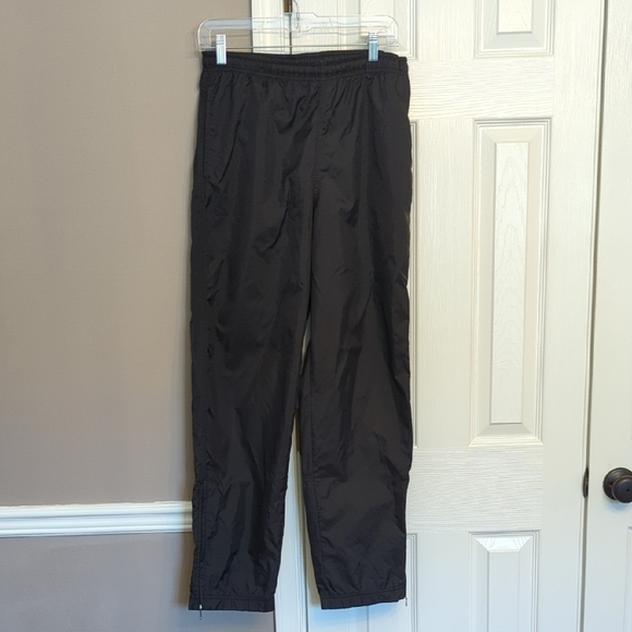 Nike Pants - 90s/Y2K Women's Black Windbreaker Pants, Swishy Pants